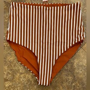 Leisure reversible bottoms